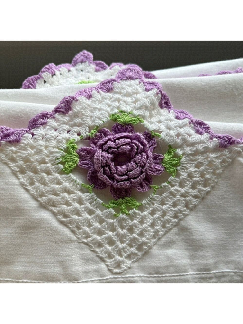 WABASSO Vintage Set of 2 Cotton Pillowcases Floral Crochet Trim Cottagecore